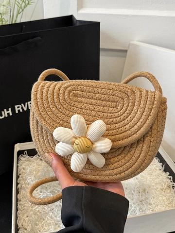Handmade Straw Woven Crossbody Bag With Daisy Flower Saddle Shape Summer Beach Vacation Shoulder Bag For Women