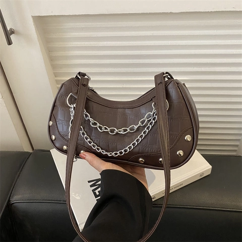 Women Shoulder Bag PU Leather Crocodile Pattern Silver Chain Rivet Half Moon Underarm Handbag Y2K Style