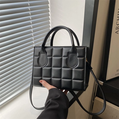 Quilted PU Leather Handbag For Women Elegant Diamond Lattice Top Handle Shoulder Bag With Adjustable Strap