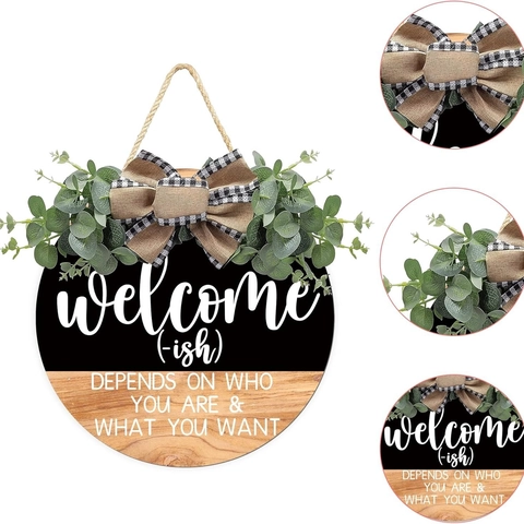 Divertente Cartello di Benvenuto Appendiporta Rotondo Legno Bicolore Fiocco Plaid Verde Artificiale Fattoria Ingresso Decorazione Parete Segnale Sospeso Casa
