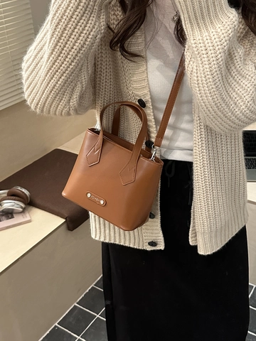 Minimalist PU Leather Shoulder Bag Solid Color Retro Square Handbag With Metal Plate For Daily Commuting Women