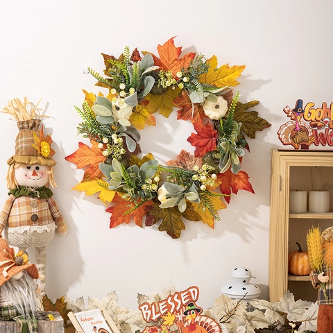 Ghirlanda Autunnale Zucche Bianche Foglie Di Acero Bacche Raso Plastica Rattan Ringraziamento Ornamento Da Appendere