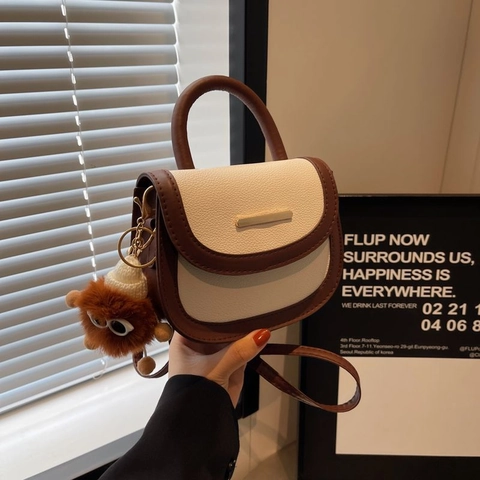 Women Saddle Shoulder Bag PU Leather Litchi Pattern Half Round Handbag With Plush Charm Retro Crossbody Bag