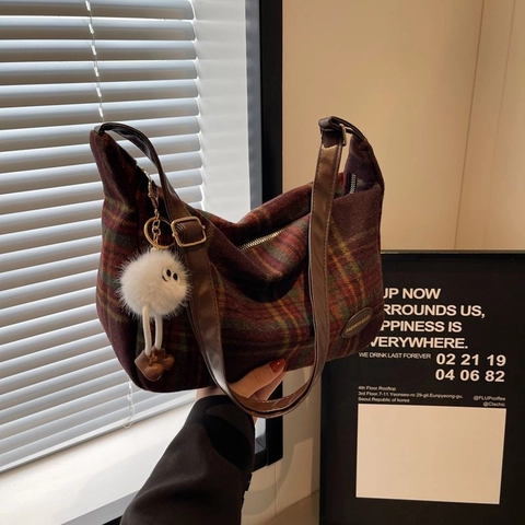 Retro Plaid Woolen Hobo Bag Vintage Checkered Shoulder Handbag With Plush Monster Charm For Women Autumn Winter