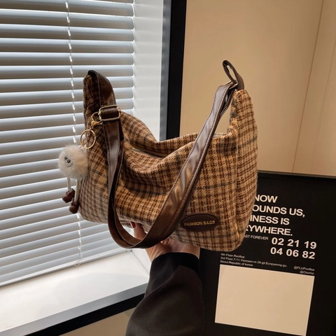 Retro Plaid Woolen Hobo Bag Vintage Checkered Shoulder Handbag With Plush Monster Charm For Women Autumn Winter