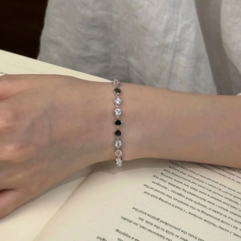 Vintage Round Cubic Zirconia Bracelet Brass Silver Plated Geometric Disc Adjustable Elegant Jewelry For Women