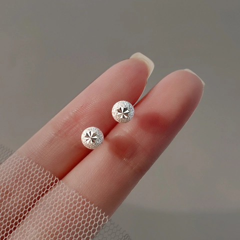 Mattierte Runde Kugelstecker Mit Kupferohrstecker Laser Sternenmuster Koreanische Mode Minimalistischer Schmuck Für Damen