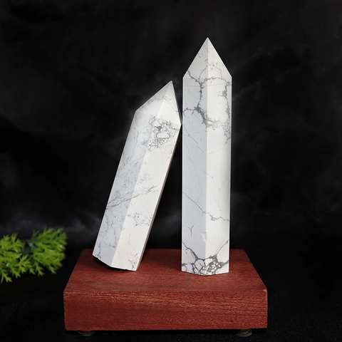 Pilastro Di Cristallo Esagonale Naturale In Howlite Pietra Guaritrice Bacchetta Decorazione Casa Ornamento Meditazione