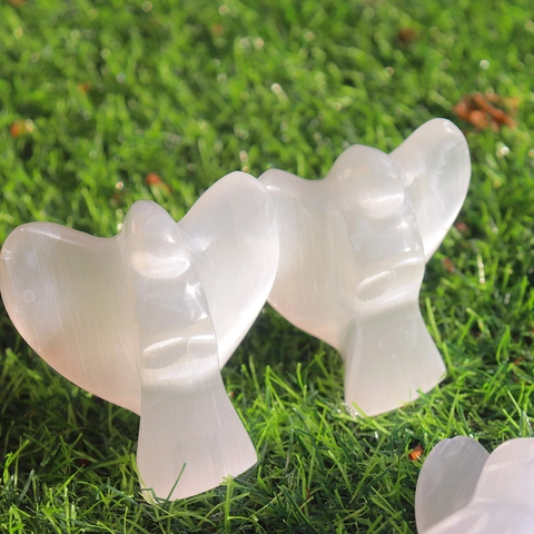 Selenite Angel Figurine Crystal Healing Stone Hand Carved Angel Statue For Home Decor White Translucent Stone Ornament Gift