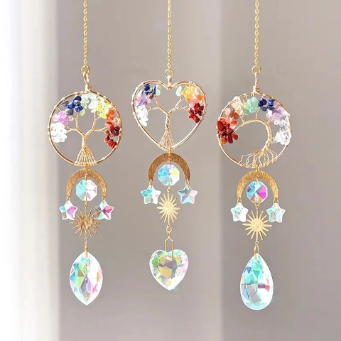 Arbre de Vie Cristal Suncatcher Décoration Suspendue Fait Main Fil de Métal Pierres Naturelles Chakra Soleil Lune Étoile Pendentif Carillon à Vent Maison Jardin Fenêtre Cadeau