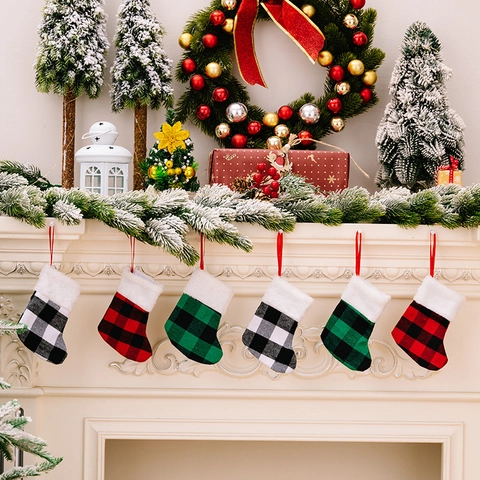 Mini Chaussettes de Noël à Carreaux Buffalo Check Pour Décorations Suspendues Arbre de Noël Porte-Couverts Sacs Cadeaux Décoration Maison Fête