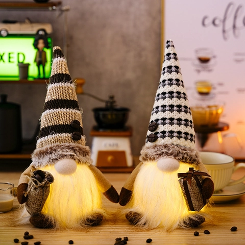 Ornamento Gnomo Peluche a Tema Caffè Con Luce LED Bambola Senza Volto Decorazione Chicchi di Caffè per Casa Ufficio Bar