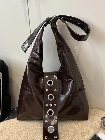 Bolso De Hombro De Cuero PU Brillante Para Mujer Con Ojales Metálicos Y Remaches Bolso Tote De Estilo Punk Retro