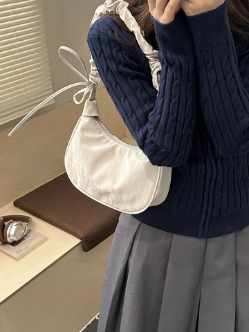 Borsa Hobo A Spalla Arricciata Pelle PU Mezzaluna Con Fiocco Grande Capacità Stile Pieghettato Per Donne
