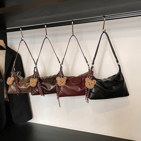 Retro Damen Umhängetasche PU Leder Große Kapazität Hobo Tasche Für Tägliches Pendeln Mit Süßem Plüschbären Anhänger