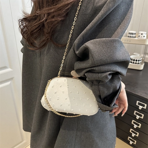 Evening Clutch Bag Rhinestone Oval Clasp Textured Fabric Crossbody Handbag Gold Chain Strap For Women Party Wedding