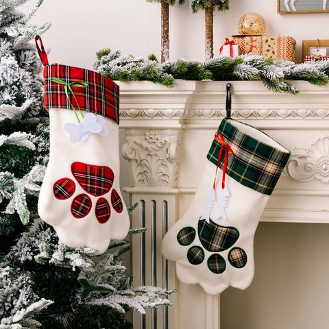 Pluche Huisdier Poot Kerstsok Met Bot Visgraat Bedeltjes Ruitjes Design Open Haard Feestdag Hangende Decoratie Cadeauzakje