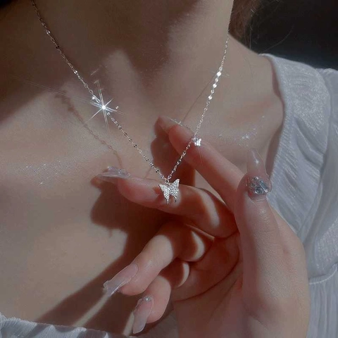 Butterfly Pendant Necklace Copper Micro Pave Sparkling Zircon Delicate Clavicle Chain Jewelry Elegant Accessory For Women