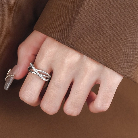 Kreuzring Für Frauen Kupfer Zirkonia Mehrlagig Versilbert Verstellbar Offener Fingerschmuck Minimalistische X-Form