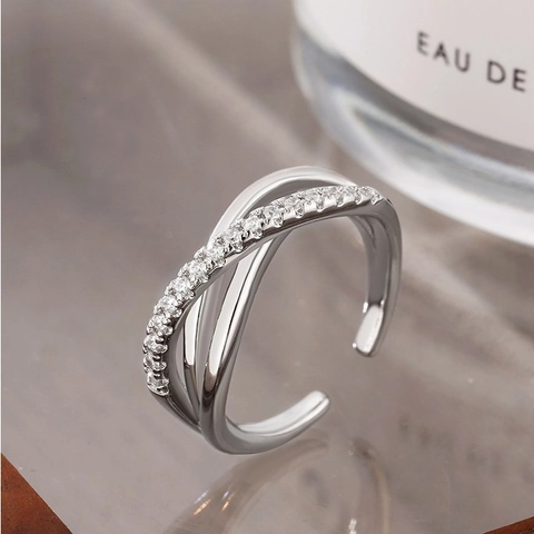 Kreuzring Für Frauen Kupfer Zirkonia Mehrlagig Versilbert Verstellbar Offener Fingerschmuck Minimalistische X-Form