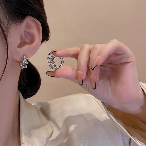 Französische Spiral Twisted Hoop Ohrringe Geometrisches Knotendesign Kupfer Minimalistischer Schmuck Mit Silberohrringstecker