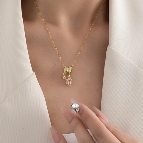 Fashion Titanium Steel Clavicle Necklace With Copper Circular Ring And Rectangular Pink Zircon Sugar Cube Pendant