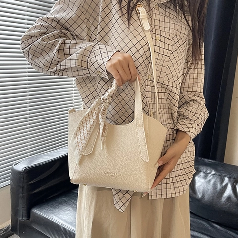 Damen Tasche Mit Großer Kapazität Eimer PU Leder Lychee Muster Umhängetasche Tragetasche Mit Dekorativem Schal