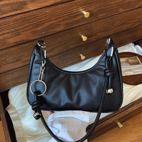 Bolso de Axila Hobo Creciente de Cuero PU para Mujer Bolso de Hombro Minimalista Street Trendy Con Correa Anudada Decoración Plata Negro