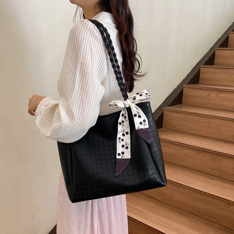 Mode Damen Tragetasche Mit Großer Kapazität PU Leder Hahnentrittmuster Schultertasche Mit Dekorativem Satin Schal Alltag