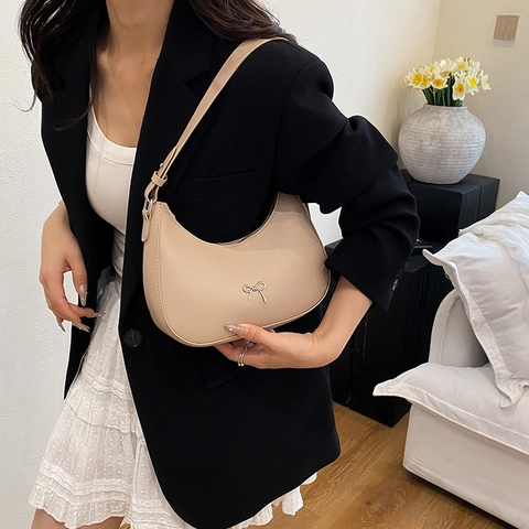 Women Vintage PU Leather Hobo Bag Minimalist Crescent Shoulder Bag With Metal Bow Decor Elegant Solid Color Underarm Bag