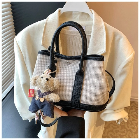 Women Stylish Canvas Patchwork Bucket Tote Bag With Bear Charm Contrast Color Shoulder Crossbody Bag For Daily Commuting