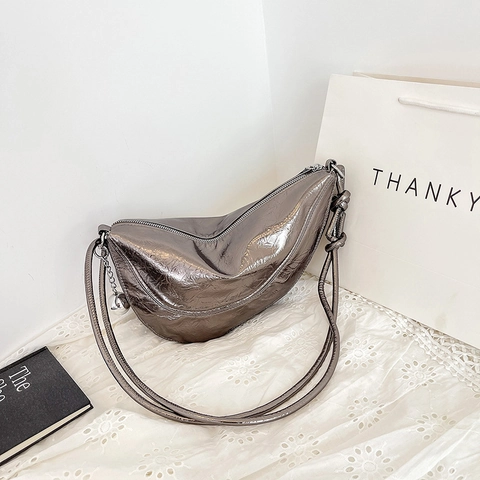 Bolso de Hombro de Cuero PU Metalizado para Mujer Forma de Dumpling Suave Fruncido Media Luna Bolso Bandoulière Casual Grande
