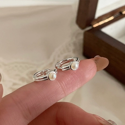 Artificial Pearl Creolen Kupfer Elegant Minimalistisch Rund Schmuck Mit Silbernem Ohrstecker Für Frauen Mode Accessoire