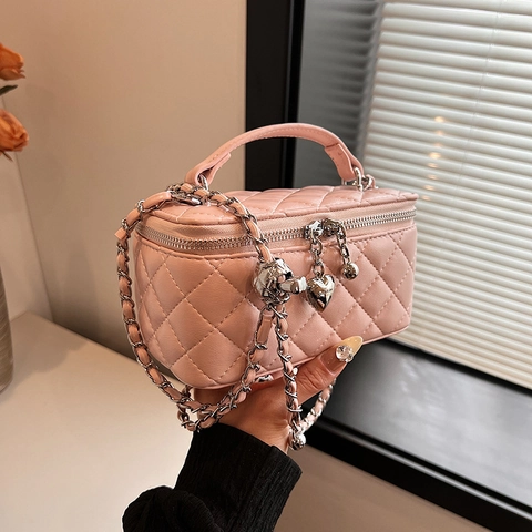 Damen Gesteppte Box Schultertasche PU Leder Luxus Diamant Gitter Kette Crossbody Kosmetikkoffer Mit Herzanhänger