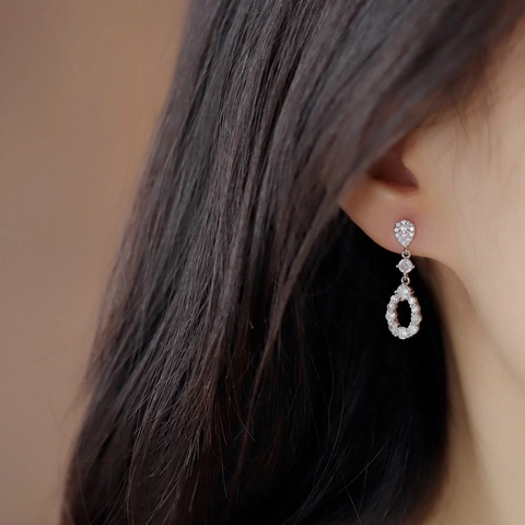 Waterdruppel Zirkonia Druppeloorbellen Koper Hol Elegant Modejuwelen Voor Dames Met Zilveren Oorbelsteker
