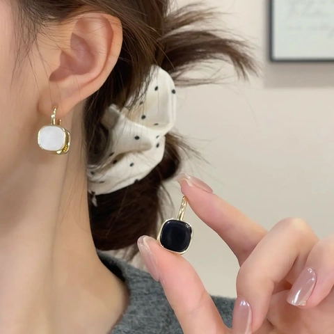 Orecchini A Cerchio Quadrati Geometrici Vintage Francese Smalto Nero E Bianco Doppia Faccia In Rame Per Donna