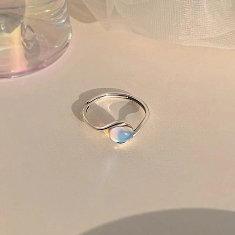 Anello Aperto Regolabile In Rame Con Curva A Onda E Pietra Di Luna Iridescente Gioielli Eleganti E Minimalisti Per Donna