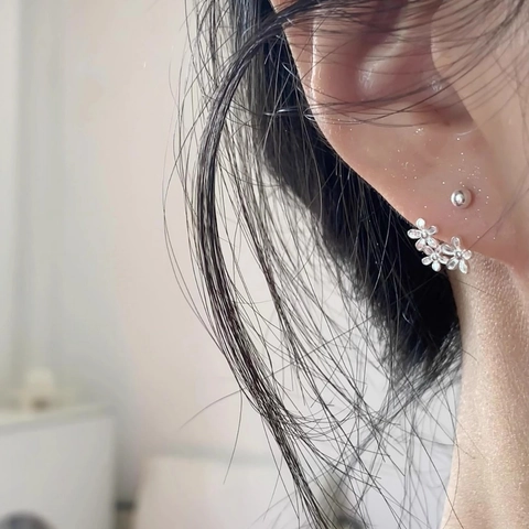 Orecchini A Lobo A Grappolo Di Fiori Rame Placcato Argento Chiusura A Vite Nuovo Stile Cinese Gioielli Eleganti Per Donne