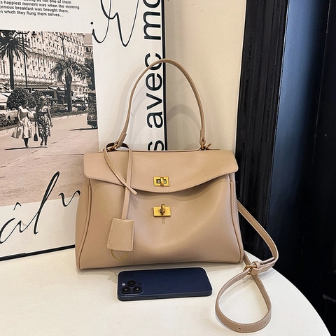 Borsa A Tracolla Da Donna Pelle PU Grande Capacità Minimalista Borsa A Mano Commuter Con Chiusura In Metallo Elegante