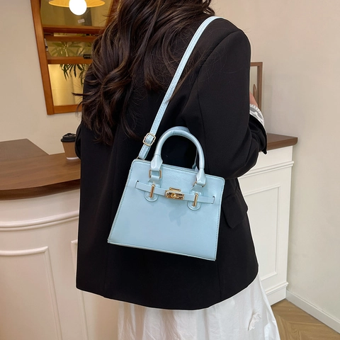 Women Stylish PU Leather Handbag 2025 Fashion Square Tote Crossbody Bag With Gold Lock Shoulder Satchel Versatile Bag