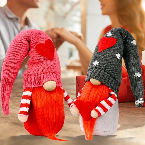 Gnomo di Peluche di San Valentino con Cuore Bambola Senza Volto Fatta a Mano Stile Nordico Ornamento Rudolf per Decorazione Casa Regalo