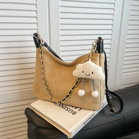 Women Suede Shoulder Hobo Bag With Chain Decor And Cloud Plush Pendant Retro Commute Large Capacity Zipper Closure