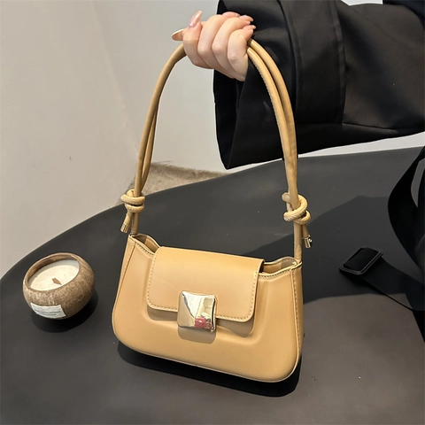 Minimalist Women Underarm Bag PU Leather Retro Baguette Bag With Golden Square Buckle Knot Strap Daily Shoulder Bag