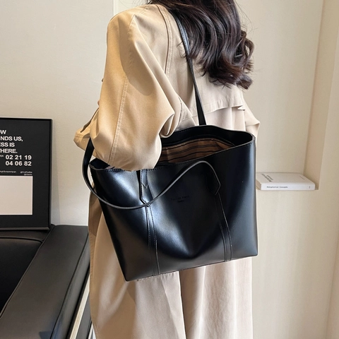 Women Vintage PU Leather Tote Bag Large Capacity Minimalist Urban Shoulder Underarm Bag Solid Color Commuting Handbag