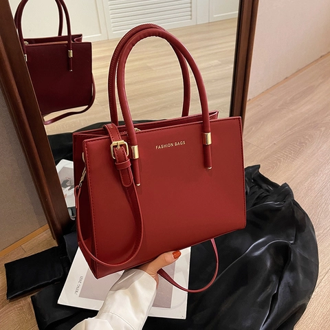 Borsa A Mano Da Donna In Pelle PU Grande Capacità Semplice Borsa Tote Con Hardware Dorato E Tracolla Regolabile