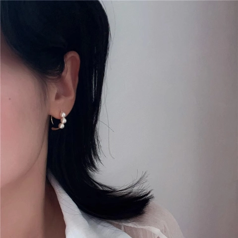 Französisch Luxus Geometrische Vertikale Künstliche Perle Ohrhaken Vintage Minimalistische Kupfer Ohrringe Für Frauen Stilvoller Schmuck