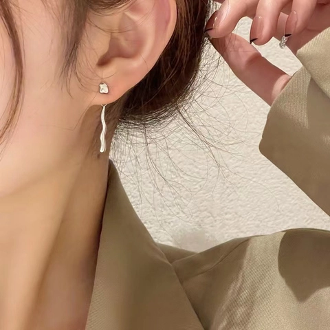 Irregular Geometric Wave Drop Earrings Copper Liquid Metal Style Minimalist Long Dangle Modern Fashion Jewelry For Women