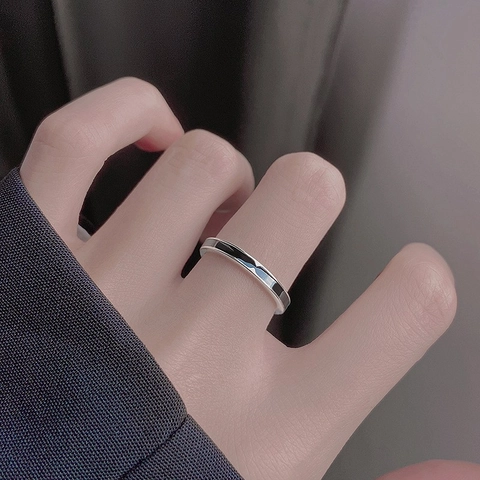Minimalistischer Unregelmäßiger Geometrischer Ring Kupfer Mit Schwarzem Epoxidharz Verstellbares Offenes Design Koreanischer Modeschmuck
