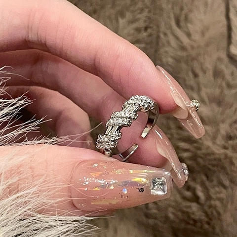 Verstellbarer Rebenkranz Ring Exquisite Mikroverzierte Zirkonia Kupfer Silberton Verdrehte Wicklung Schmuck Für Damen Geschenk