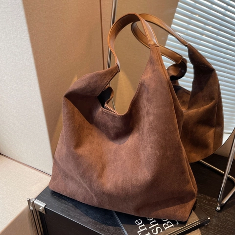 Women's Vintage Suede Textured Large Capacity Shoulder Bag Minimalist Hobo Tote Bag Soft PU Leather Bucket Bag With Small Pouch